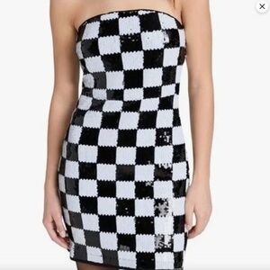 🎄NWT En Saison Harper Mini Dress Black & White Sequin Tube Dress